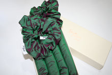 Load image into Gallery viewer, Peppermint Heatless Hair Curler