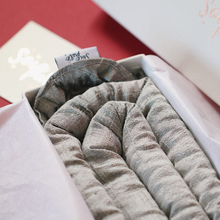 Load image into Gallery viewer, Ash Ash Baby Heatless Hair Curler