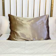 Load image into Gallery viewer, Champagne Pillowcase
